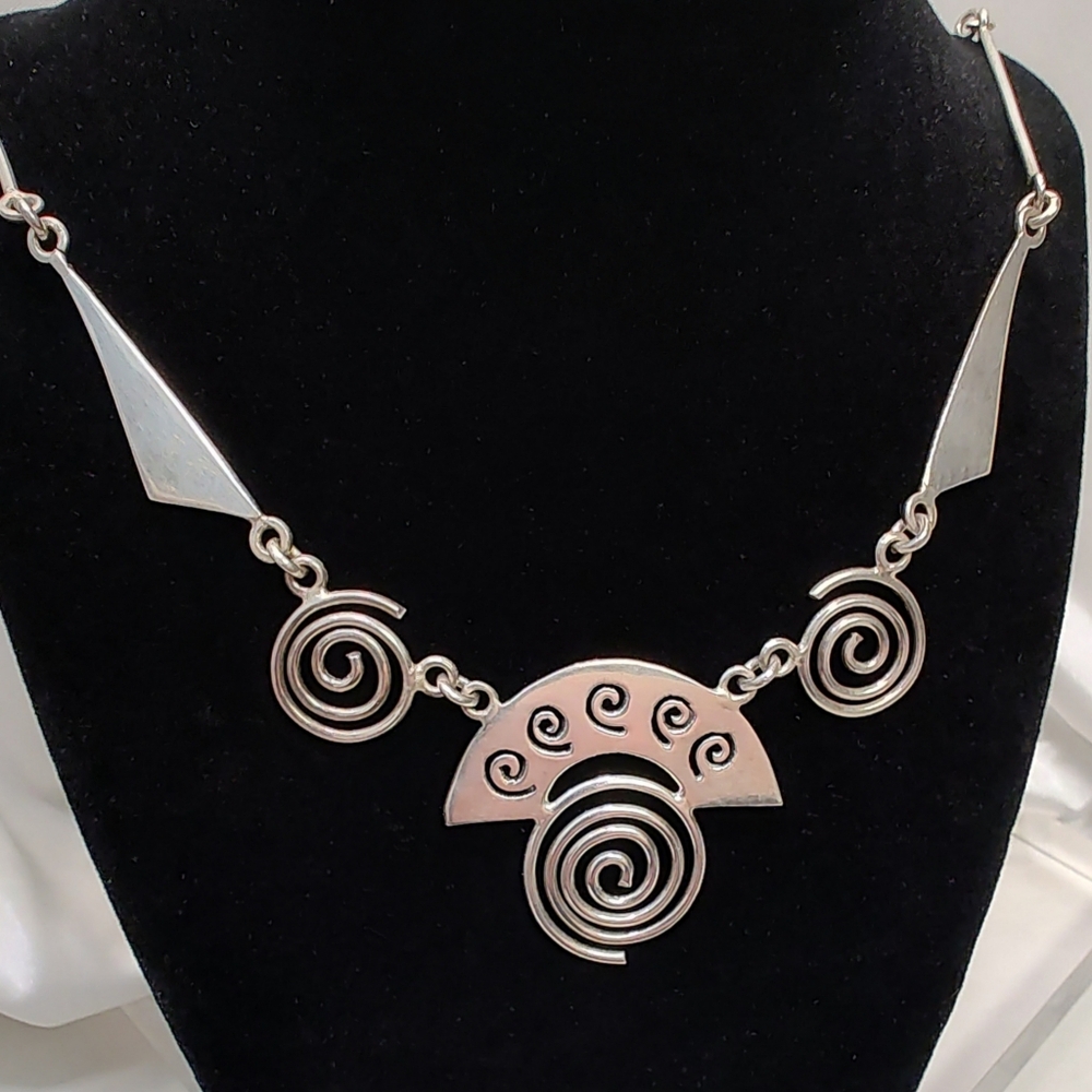 Vintage TAXCO Modernist Geometric Swirls Solid Sterling Silver Necklace 20 Inch - Picture 3 of 11